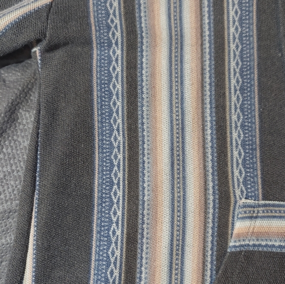 Lightweight Aztec hoodie - Picture 6 of 10